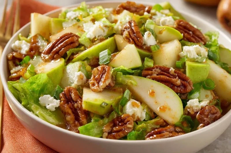 Fresh Pear & Pecan Salad