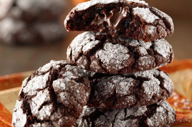 Molten Lava Chocolate Crinkle Cookies