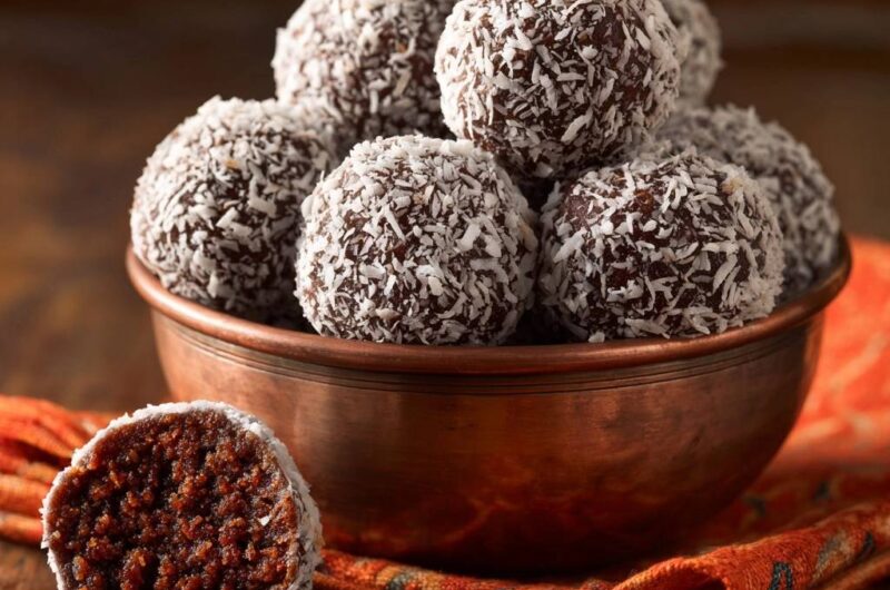 No-Bake Chocolate Coconut Truffles